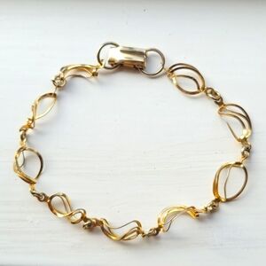 Vintage gold plated filigree delicate airy open link bracelet, 1970th or older